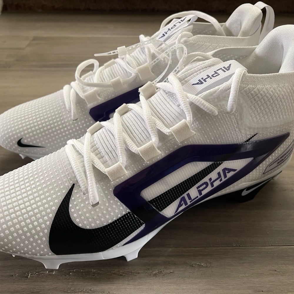 NEW NIKE ALPHA MENACE 4 ELITE TB FOOTBALL CLEATS WHITE/PURPLE/BLK FZ7701-102 11